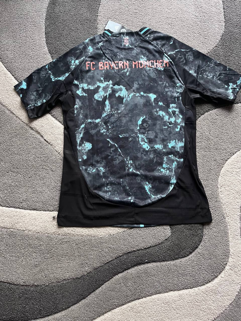 Kit Adidas Bayern Monaco 25/26